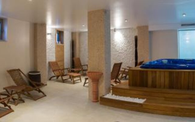 Hotel & Relax Zone Cattleya