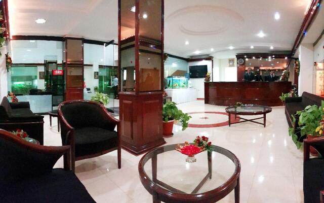 Hotel Mangal Regency