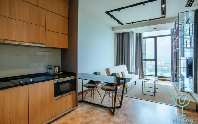 Expressionz Professional Suites by G Suites