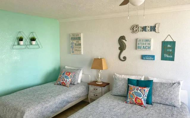 Pirates Cove Resort Studios