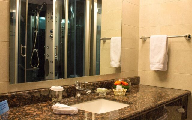 Best Western CPlaza Hotel