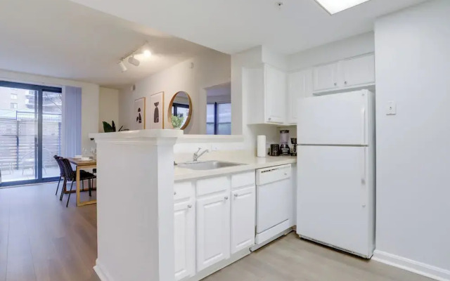 Amazing Apt in Ballston With Gym