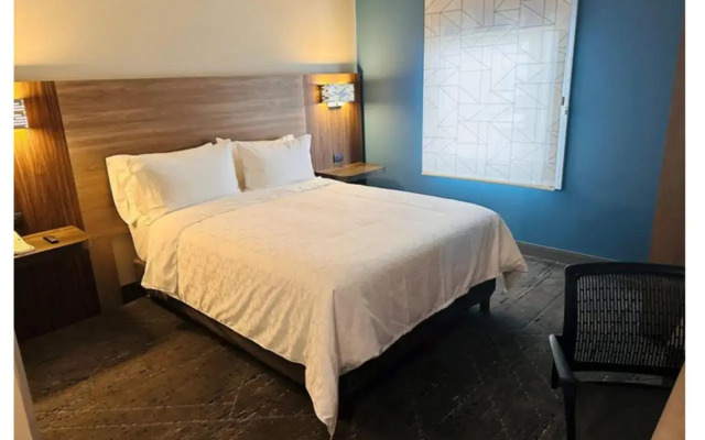 Holiday Inn Express Mexico City Satelite