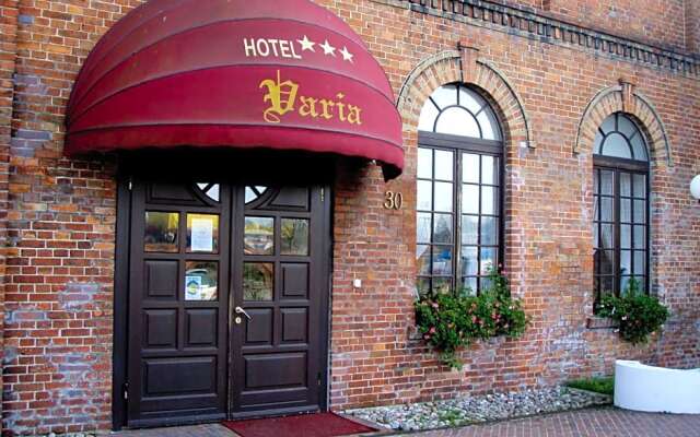 hotelImage