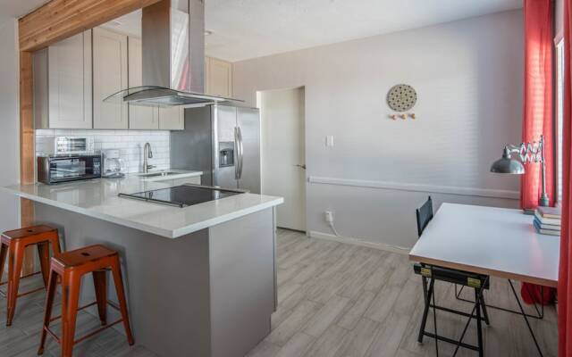 Sleek 3BR Home in Arcadia by WanderJaunt