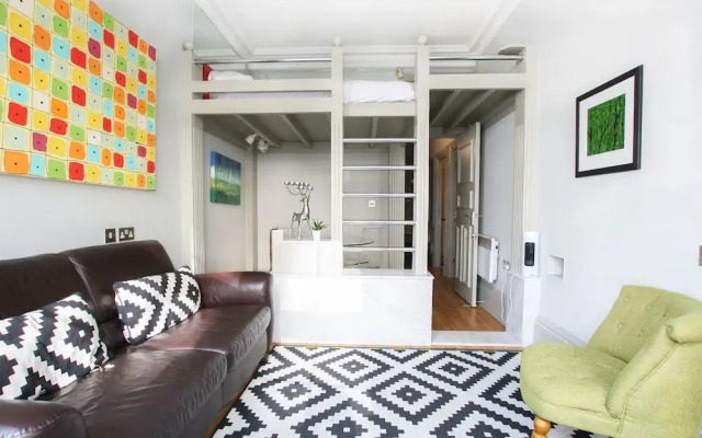 Historic two bed Apartment in the City Centre