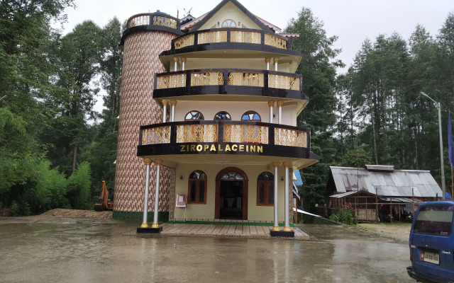 Ziro Palace Inn