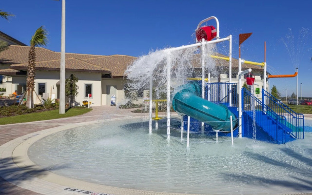 Full Moon Lagoon by VillaDirect