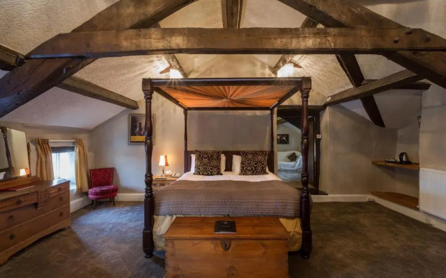 Gosforth Hall Inn