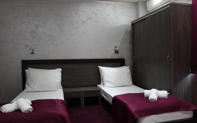 Side One Design Hotel