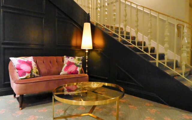 The Monterey Hotel, Sure Hotel Collection by Best Western