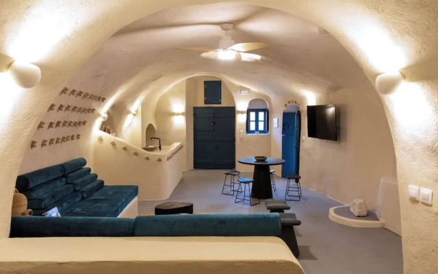Amphora Villas Oia Santorini