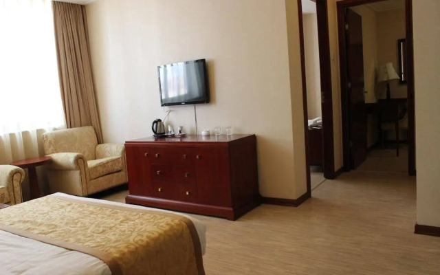 Eagle Canyon Hotel