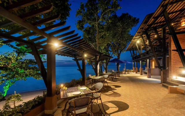 Nirvana  Beach Resort