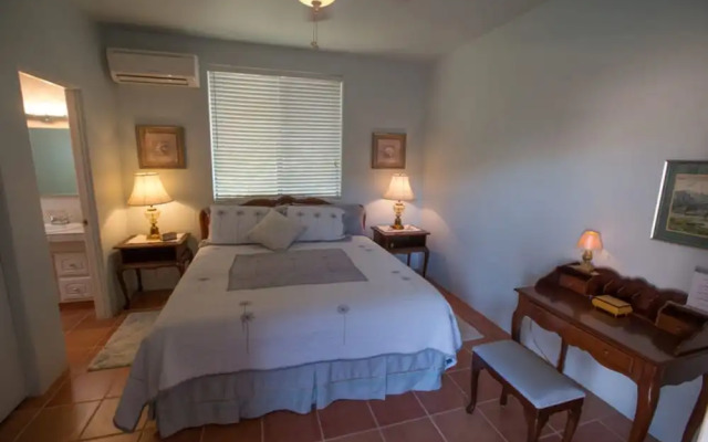 Turtle Back Mesa Bed & Breakfast