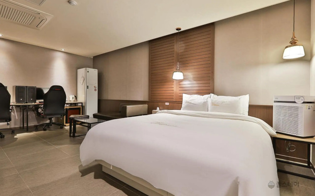 Gracias Hotel Gimhae