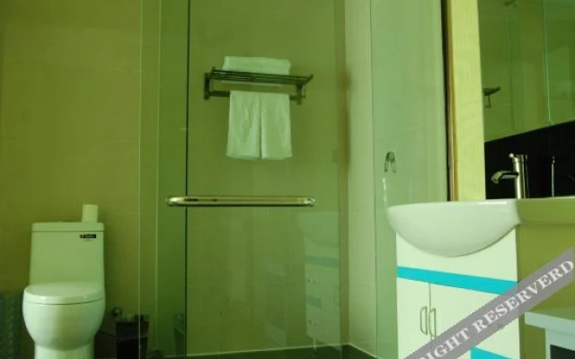Lizun Select Hotel (Hebi Liyang Road Branch)
