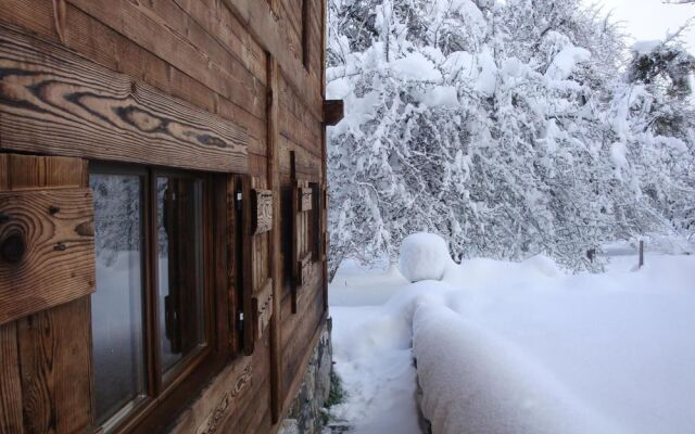 Chambres d'Hôtes Chalet De La Source