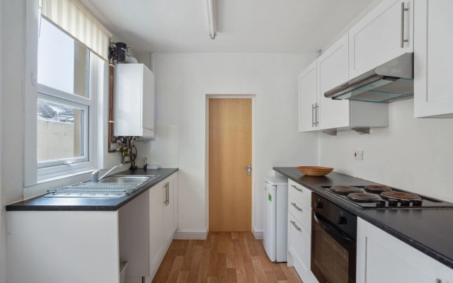 NEW Spacious 2BD House With Garden Gillingham Kent