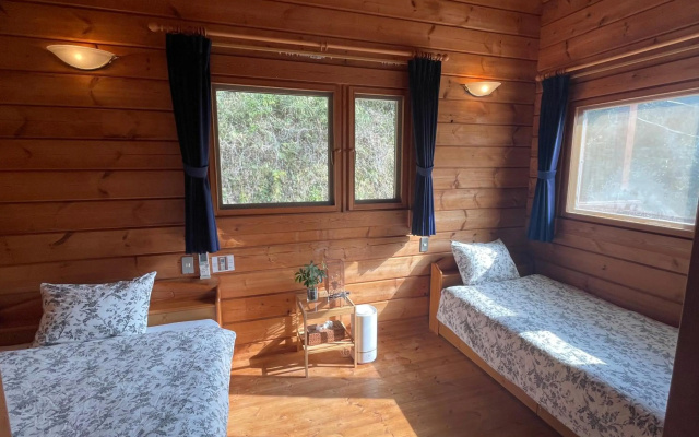 Sunny Side Cottage – Guest Rooms – Shimoda