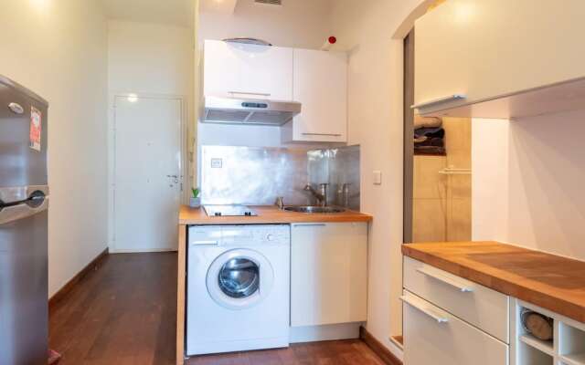 VANEAU Studio - 2P Moderne et rénové en plein centre