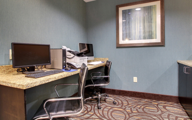 Holiday Inn Express Hotel & Suites Natchez South by IHG