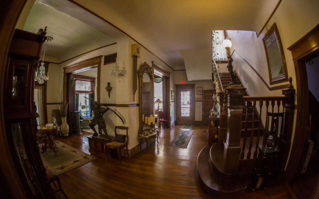 Beall Mansion An Elegant Bed & Breakfast Inn