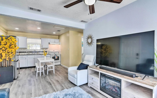 Galveston Retreat w/ Backyard & Patio!