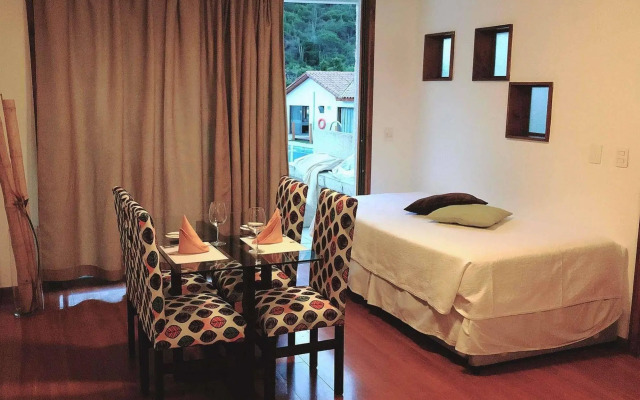 Howard Johnson By Wyndham Olmue