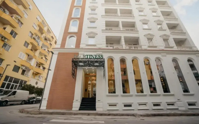 Martiness Hotel