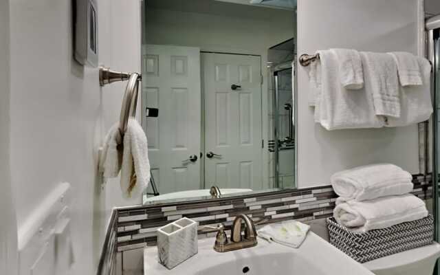 Driftwood Towers #1F - Palm View