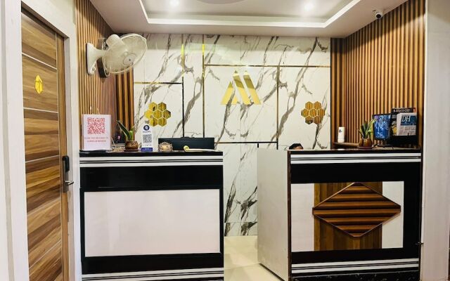 Avenue Suites