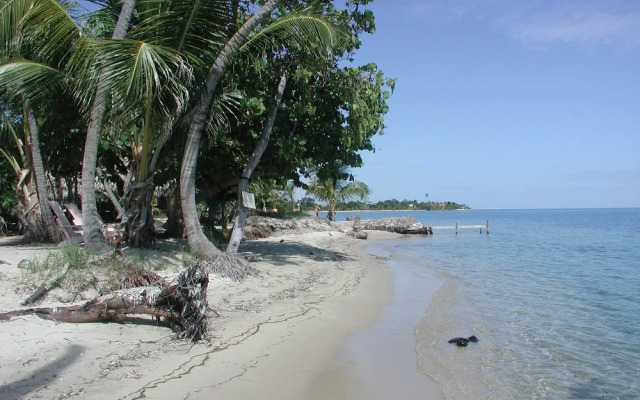 finca beach house and cabana