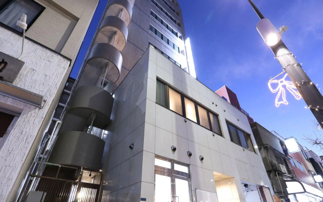 Oak Hotel Edo - Hostel