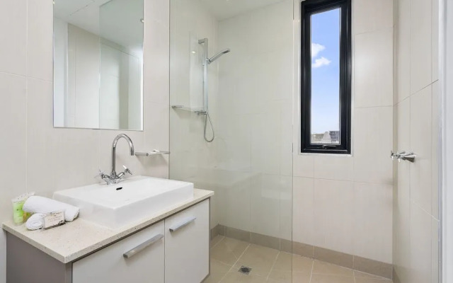 Pier Point 404- Luxe on Geelong Waterfront, 2 BDRM