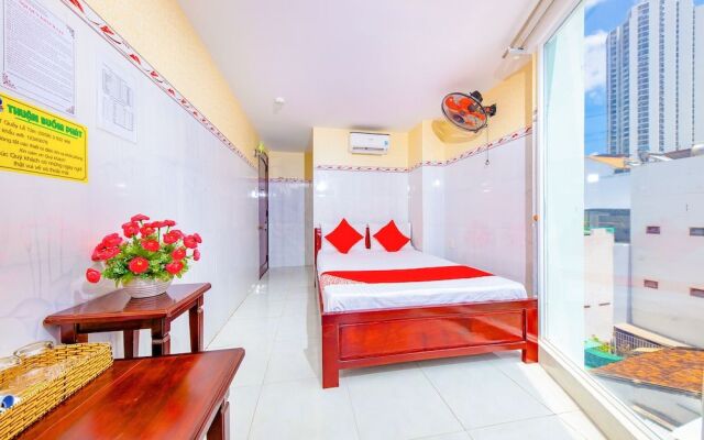 Oyo 349 Thuan Buom Phat Hotel