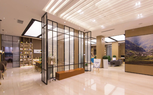 Atour Hotel Yingxiongshan Road Jinan
