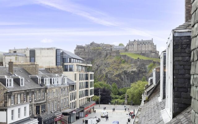 30 Castle Street Aparthotel