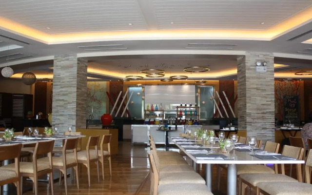 Unit 507 Pico De Loro