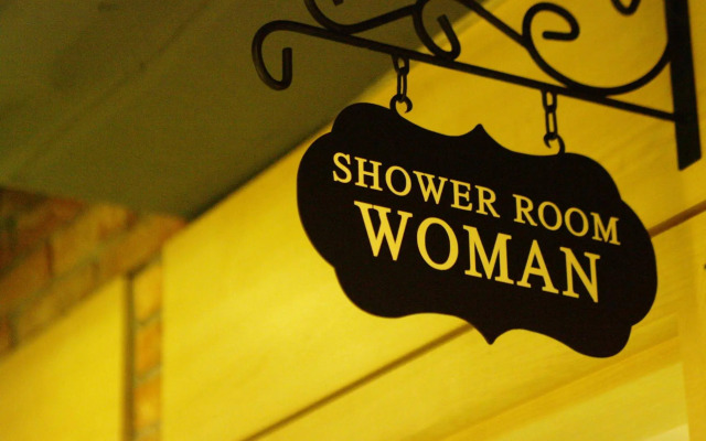 Sun and Moon Guest House - Hostel
