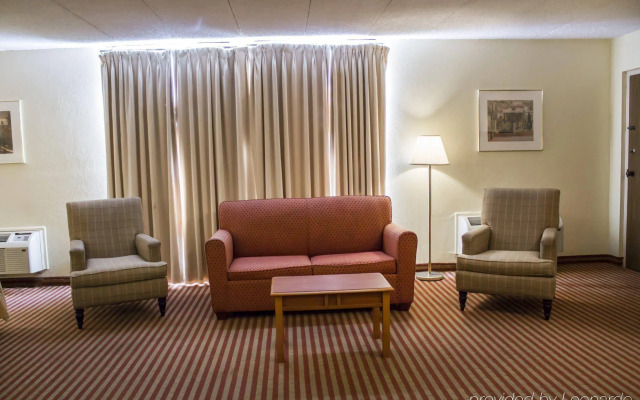 Econo Lodge Wickliffe - Cleveland East