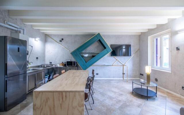 100% Design