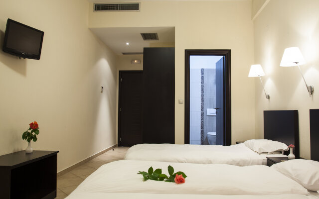 Meteoritis Hotel