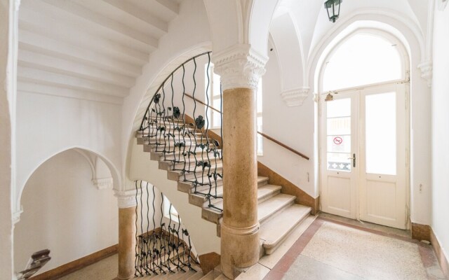 Venus Apartments - The Actor´s Den