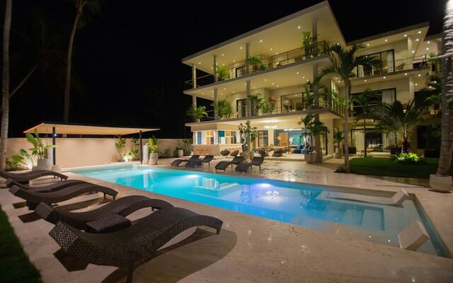 Coconuts Beach House