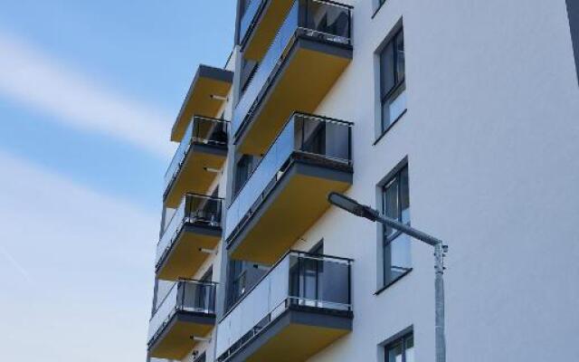 Cozy apartment w balcony&parking