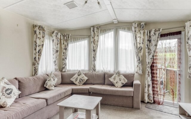 Simplistic Home in Hastings Near Alexandra Park