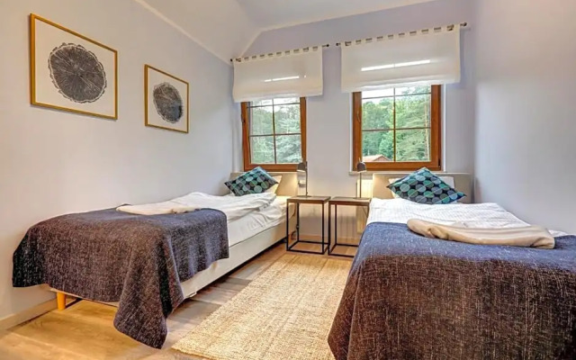 POD DEBEM Kompleks Zeglarsko-Rekreacyjny