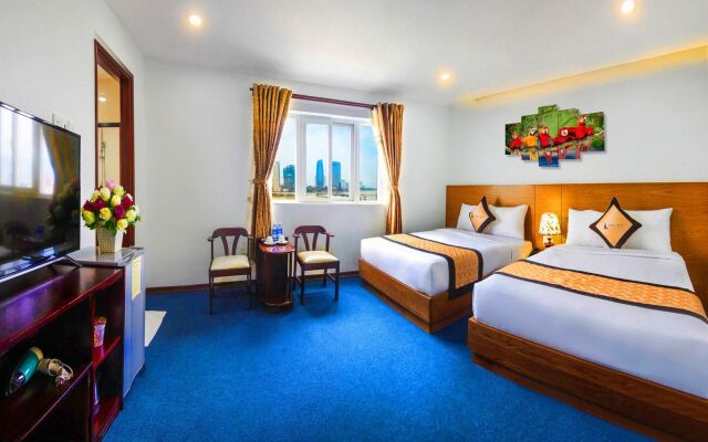 Legacy Riverside Danang Hotel