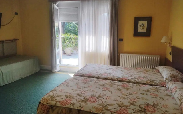 Hotel Suite Mioño Castro